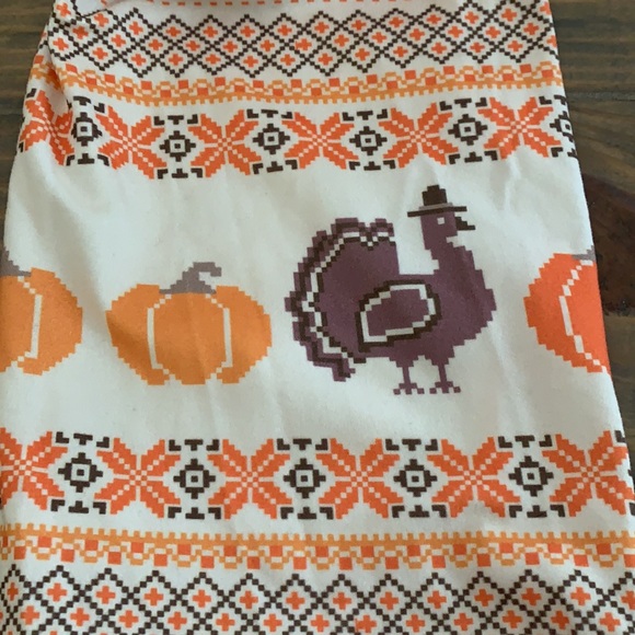 Infinity kids scarf. - Picture 3 of 3